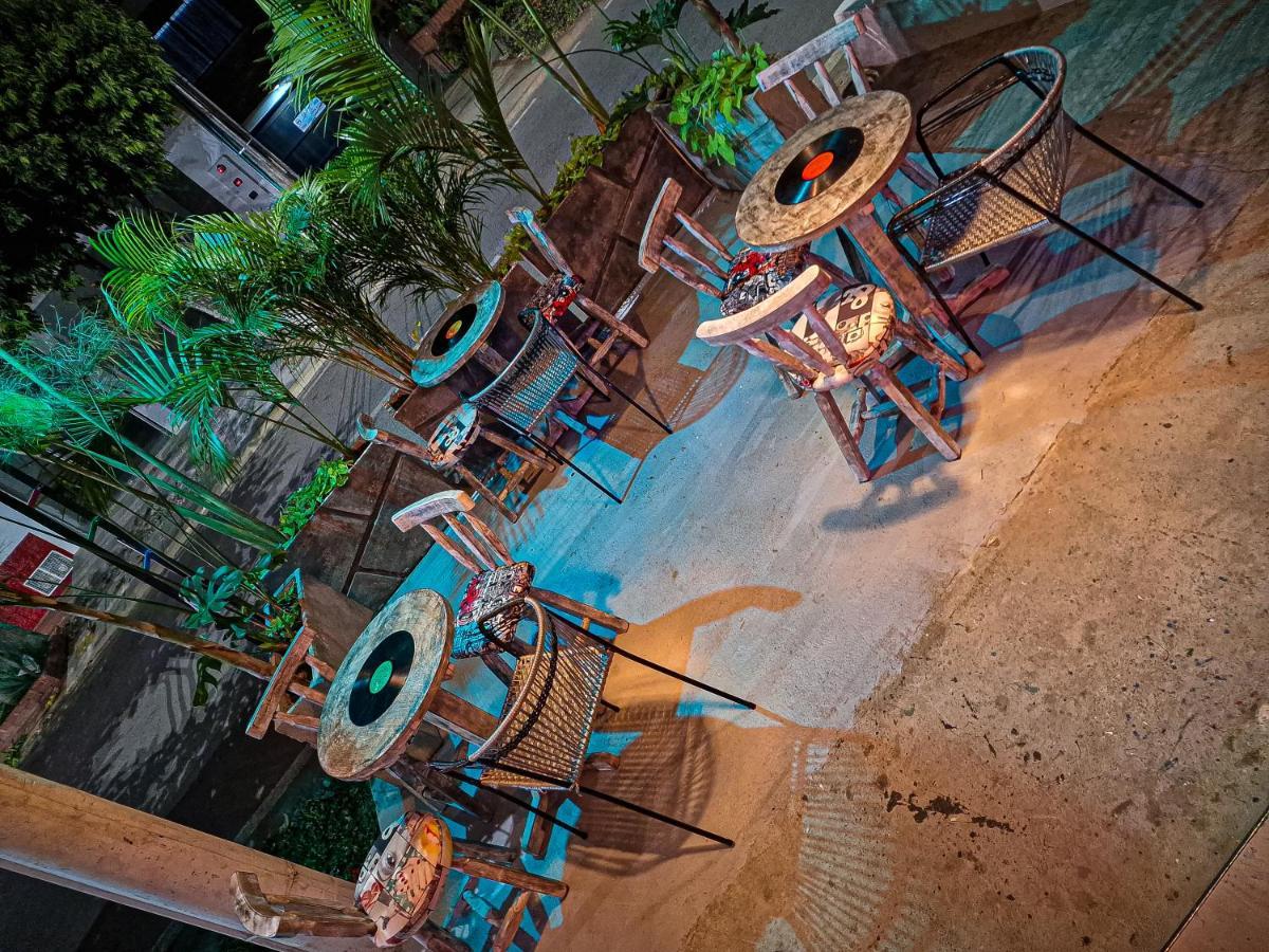 Urban Hostal Bar Bucaramanga Exterior photo